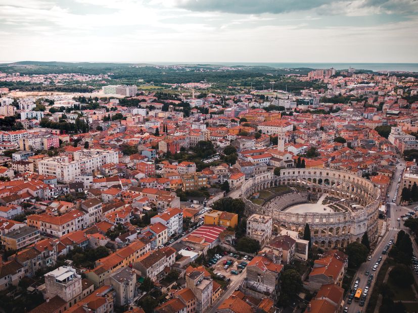 Objevte chorvatská pobřežní města: krátké plavby trajektem z Benátek