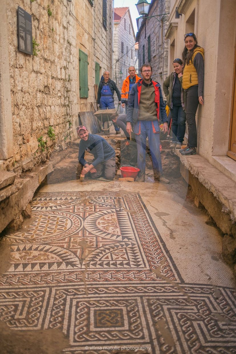 Zeď starověkého řeckého města nalezeného pod Stari Grad na ostrově Hvar