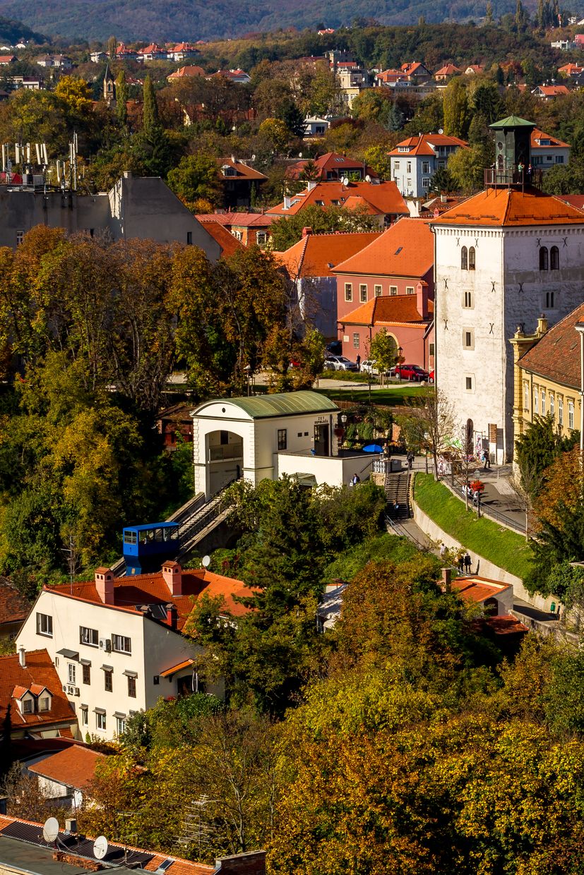 Před 132 lety byla dnes uvedena do provozu záhřebská lanovka