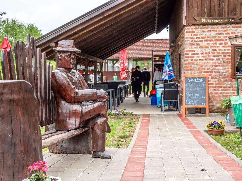 Kulturní centrum Mato Lovrak