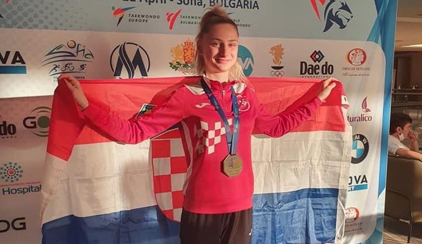 Evropská taekwondo zlatá medaile lena stojkovic a ivan mikulic