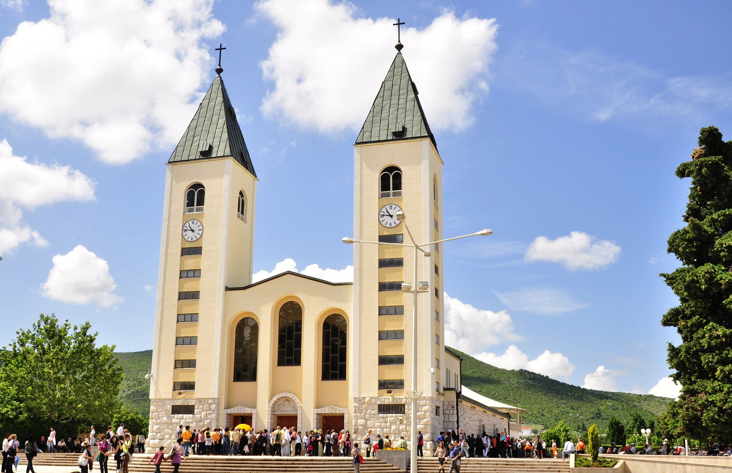 Kostel svatého Jakuba v Medžugorji