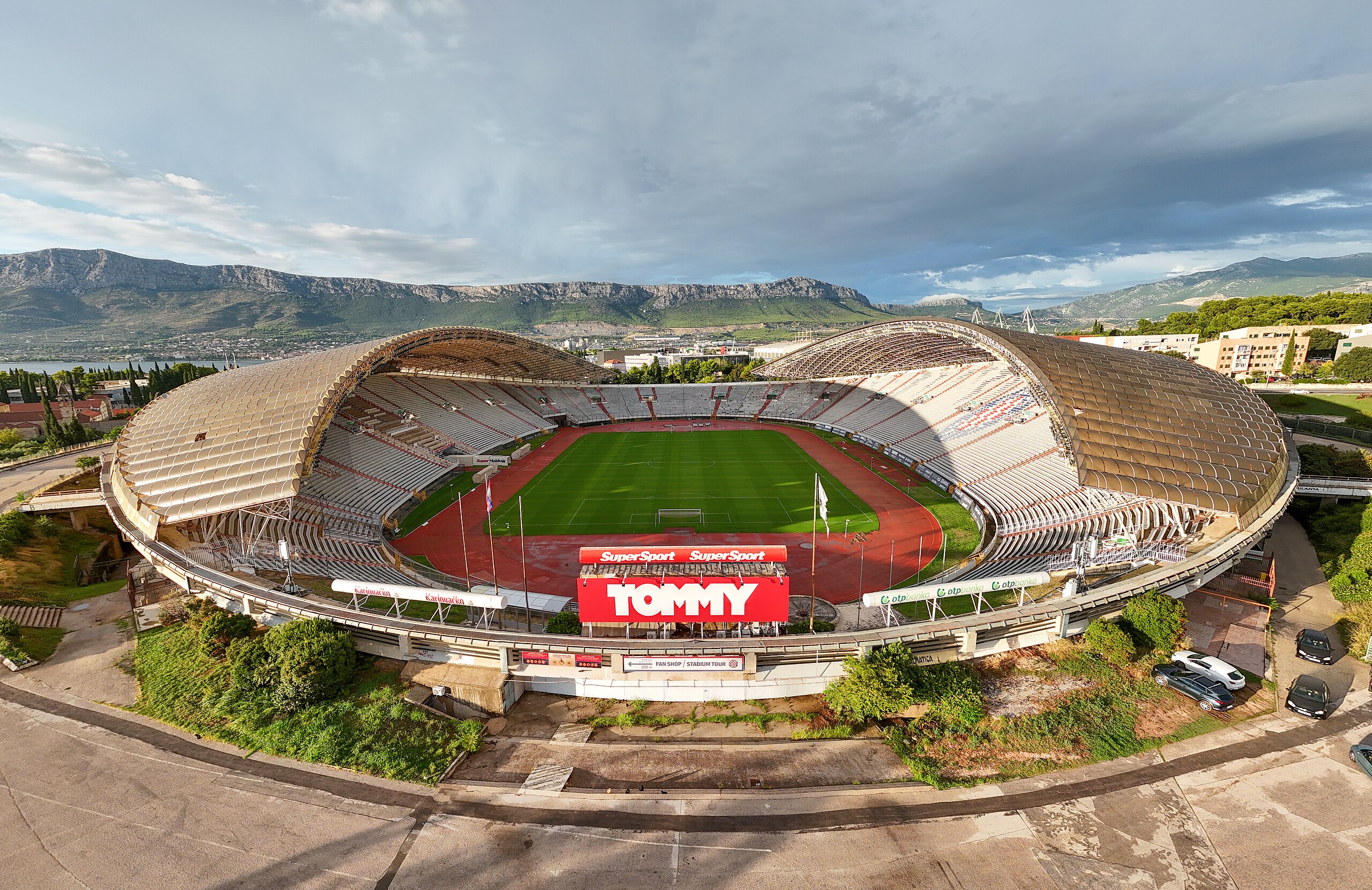 Stadion Poljud ve Splitu 